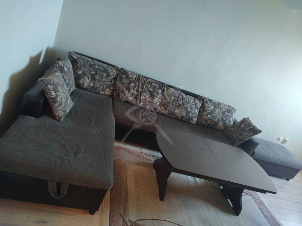 Дава се под наем Многостаен апартамент в Пловдив, Тракия - 97 кв.м за 598.23 € - Снимка #1
