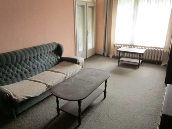 Дава се под наем Двустаен апартамент в София, Бояна - 80 кв.м за 331.5 € - Снимка #1