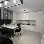 Дава се под наем Тристаен апартамент в София, Манастирски ливади - 100 кв.м за 1296.42 € - Снимка #1