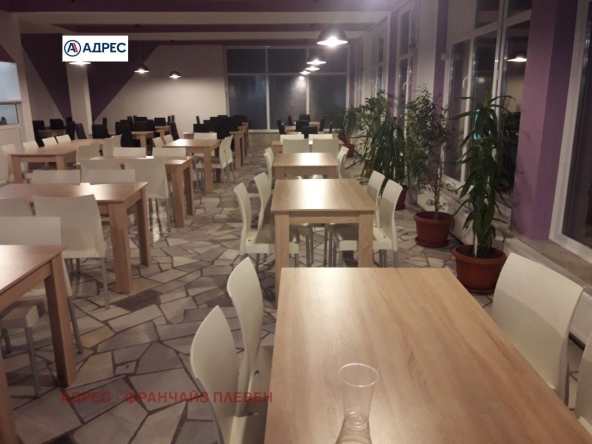 Заведение в с. Милковица, Област Плевен - 307 кв.м за 83 €/кв.м - Снимка #1