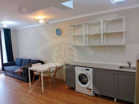 Двустаен апартамент в Варна, Бриз - 100 кв.м за 995 €/кв.м - Снимка #1