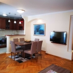 Дава се под наем Двустаен апартамент в Бургас, Изгрев - 65 кв.м за 229.5 € - Снимка #1