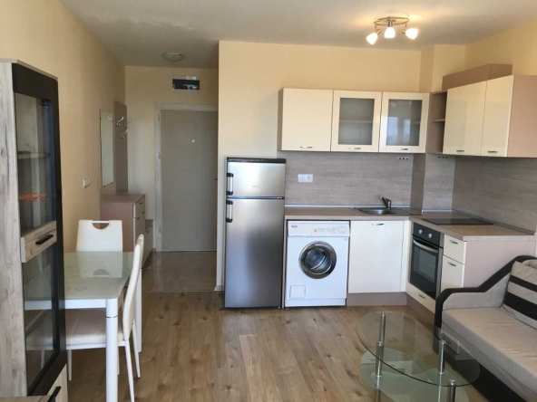 Дава се под наем Едностаен апартамент в София, Студентски град - 40 кв.м за 518.67 € - Снимка #1