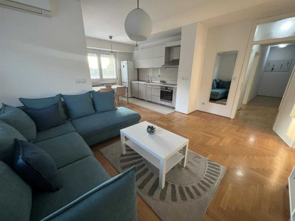 Многостаен апартамент в Бургас, Възраждане - 118 кв.м за 1355 €/кв.м - Снимка #1