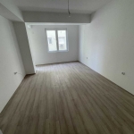 Дава се под наем Тристаен апартамент в Пловдив, Остромила - 95 кв.м за 300.9 € - Снимка #1