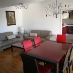 Дава се под наем Тристаен апартамент в Бургас, Възраждане - 80 кв.м за 306 € - Снимка #1