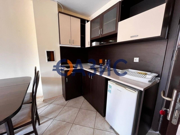 Двустаен апартамент в к.к. Слънчев бряг - 74 кв.м за 558 €/кв.м - Снимка #1