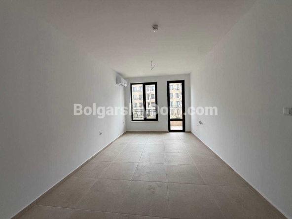 Двустаен апартамент в Свети Влас - 52 кв.м за 1177 €/кв.м - Снимка #1