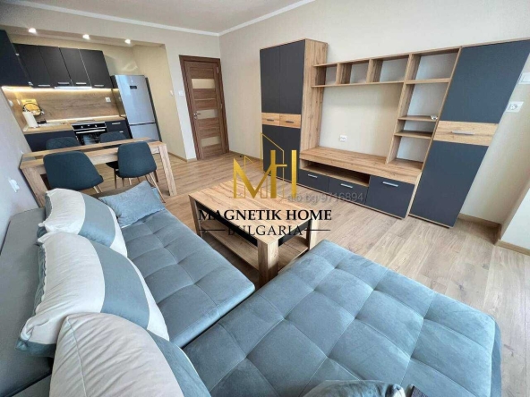 Дава се под наем Двустаен апартамент в Бургас, Лазур - 62 кв.м за 612 € - Снимка #1