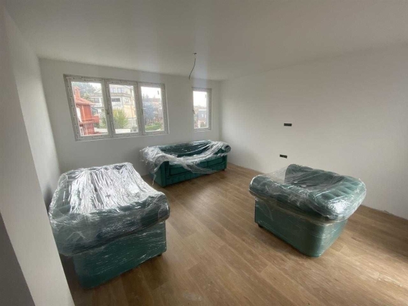 Дава се под наем Двустаен апартамент в Пловдив, Беломорски - 64 кв.м за 214.2 € - Снимка #1