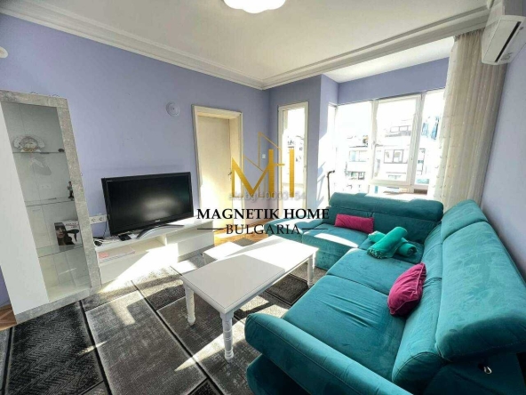 Дава се под наем Многостаен апартамент в Бургас, Център - 110 кв.м за 484.5 € - Снимка #1