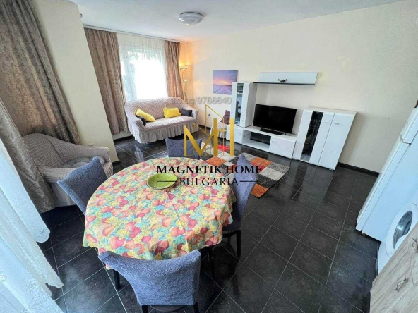 Дава се под наем Тристаен апартамент в Бургас, Център - 80 кв.м за 504.9 € - Снимка #1