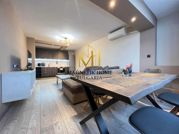 Дава се под наем Тристаен апартамент в Бургас, Славейков - 70 кв.м за 663 € - Снимка #1