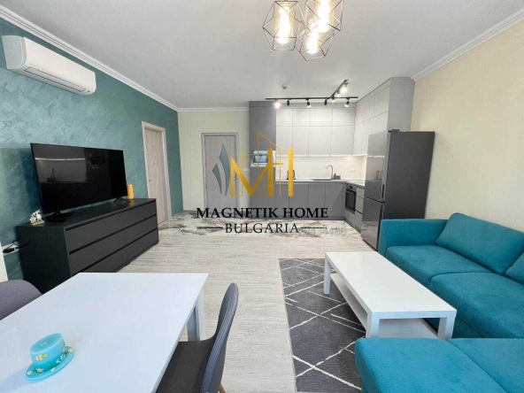 Дава се под наем Двустаен апартамент в Бургас, Славейков - 70 кв.м за 612 € - Снимка #1