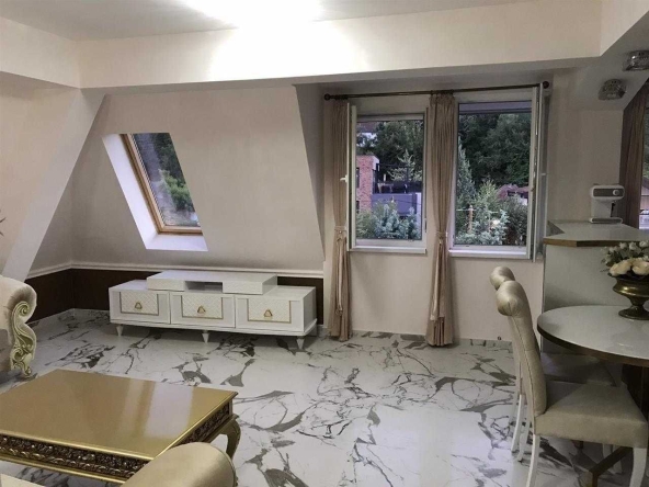Дава се под наем Двустаен апартамент в Бургас, Лазур - 57 кв.м за 188.7 € - Снимка #1