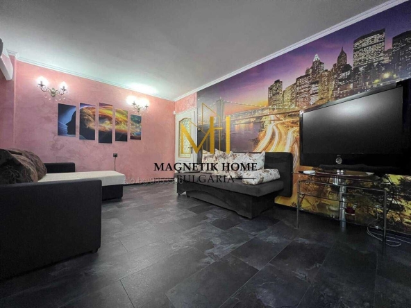 Дава се под наем Тристаен апартамент в Бургас, Лазур - 100 кв.м за 612 € - Снимка #1