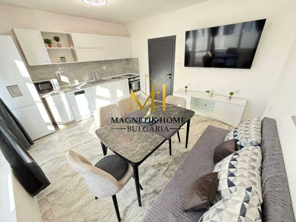 Дава се под наем Тристаен апартамент в Бургас, Лазур - 75 кв.м за 765 € - Снимка #1