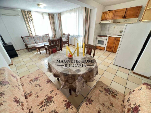 Дава се под наем Двустаен апартамент в Бургас, Лазур - 68 кв.м за 331.5 € - Снимка #1