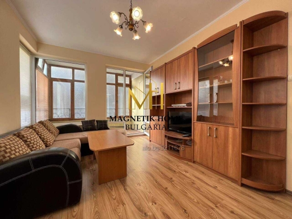 Дава се под наем Двустаен апартамент в Бургас, Възраждане - 65 кв.м за 382.5 € - Снимка #1