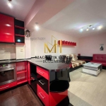 Дава се под наем Тристаен апартамент в Бургас, Изгрев - 85 кв.м за 459 € - Снимка #1