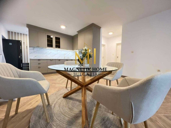 Дава се под наем Тристаен апартамент в Бургас, Сарафово - 125 кв.м за 1275 € - Снимка #1