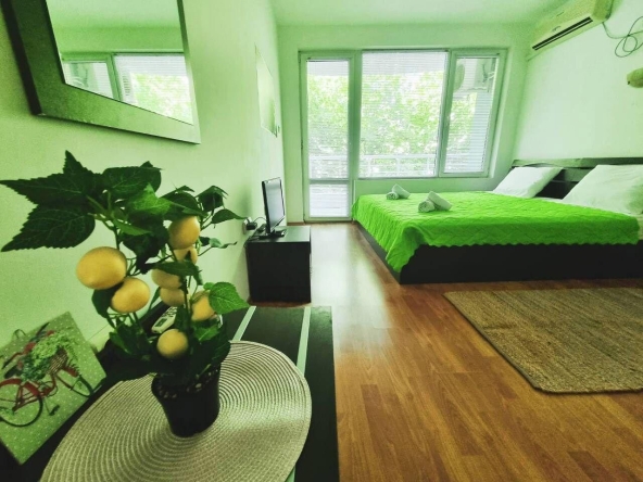 Дава се под наем Едностаен апартамент в Бургас, Сарафово - 35 кв.м за 248.88 € - Снимка #1