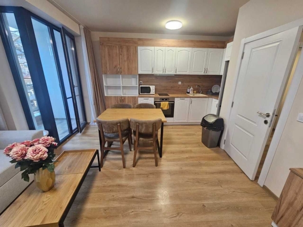 Двустаен апартамент в Пловдив, Младежки Хълм - 68 кв.м за 1223 €/кв.м - Снимка #1