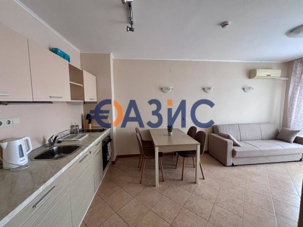 Двустаен апартамент в к.к. Слънчев бряг - 49 кв.м за 1040 €/кв.м - Снимка #1