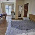 Дава се под наем Едностаен апартамент в Бургас, Център - 25 кв.м за 306 € - Снимка #1