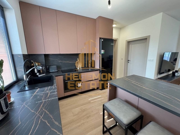 Тристаен апартамент в к.к. Св.Св. Константин и Елена - 118 кв.м за 1197 €/кв.м - Снимка #1