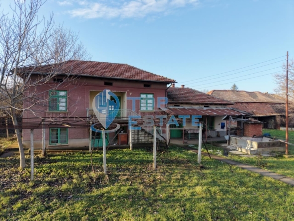 Къща в с. Долна Липница, Област Велико Търново - 110 кв.м за 102 €/кв.м - Снимка #1