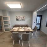 Дава се под наем Многостаен апартамент в Айтос - 100 кв.м за 598.23 € - Снимка #1