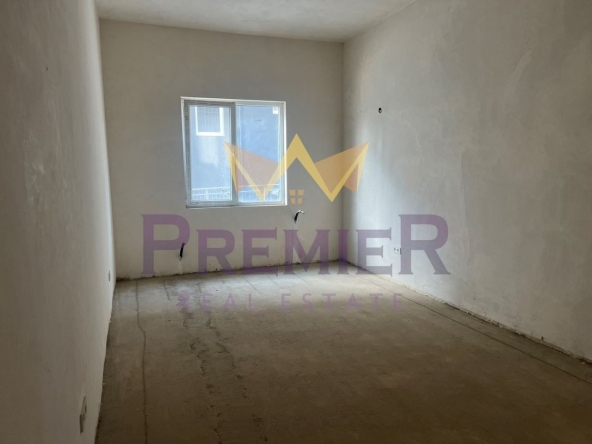 Двустаен апартамент в Варна, Колхозен пазар - 39 кв.м за 1016 €/кв.м - Снимка #1