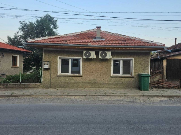 Къща в Елена - 120 кв.м за 349 €/кв.м - Снимка #1