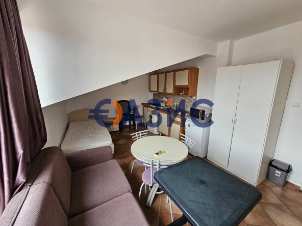 Двустаен апартамент в к.к. Слънчев бряг - 55 кв.м за 819 €/кв.м - Снимка #1