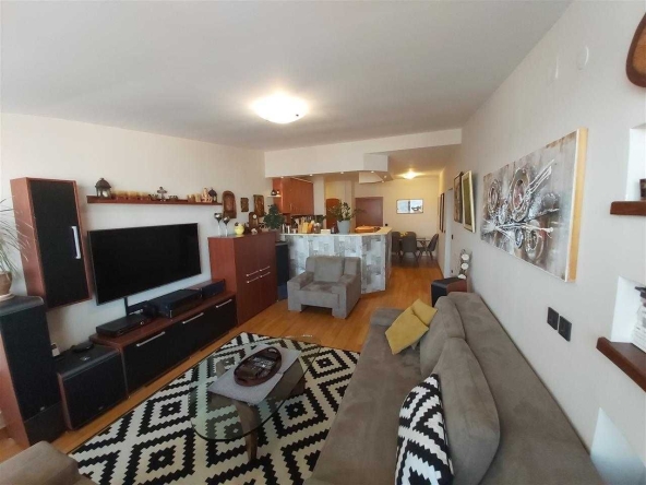 Дава се под наем Тристаен апартамент в София, Овча купел - 95 кв.м за 612 € - Снимка #1