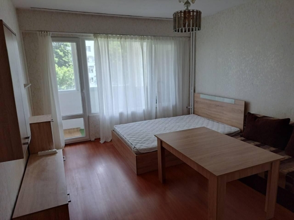 Дава се под наем Едностаен апартамент в Бургас, Изгрев - 46 кв.м за 331.5 € - Снимка #1