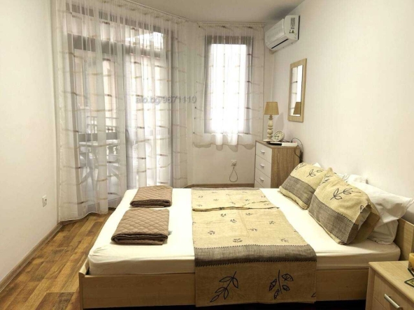 Дава се под наем Тристаен апартамент в к.к. Слънчев бряг - 122 кв.м за 408 € - Снимка #1