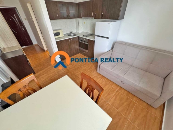 Двустаен апартамент в к.к. Слънчев бряг - 51 кв.м за 650 €/кв.м - Снимка #1