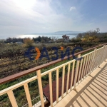 Тристаен апартамент в Бяла - 88 кв.м за 528 €/кв.м - Снимка #1