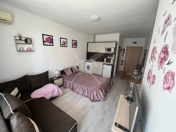 Едностаен апартамент в к.к. Слънчев бряг - 38 кв.м за 1185 €/кв.м - Снимка #1