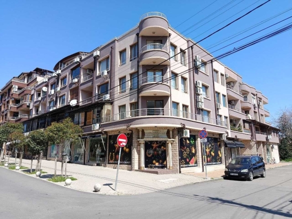 Двустаен апартамент в Бургас, Сарафово - 66 кв.м за 1082 €/кв.м - Снимка #1