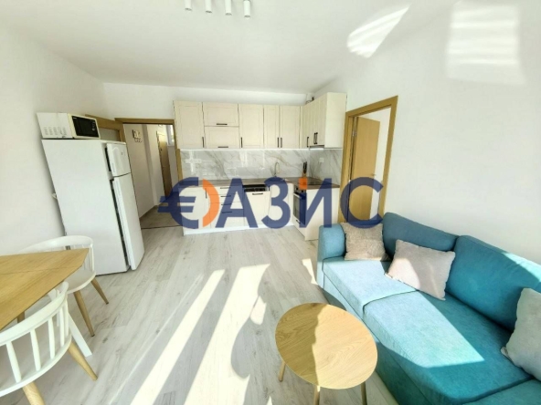 Тристаен апартамент в к.к. Слънчев бряг - 93 кв.м за 565 €/кв.м - Снимка #1