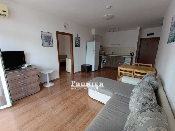 Тристаен апартамент в к.к. Слънчев бряг - 90 кв.м за 567 €/кв.м - Снимка #1