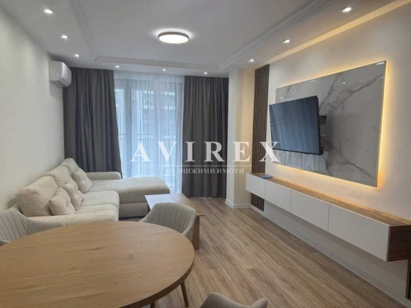 Дава се под наем Тристаен апартамент в Пловдив, Тракия - 110 кв.м за 747.66 € - Снимка #1