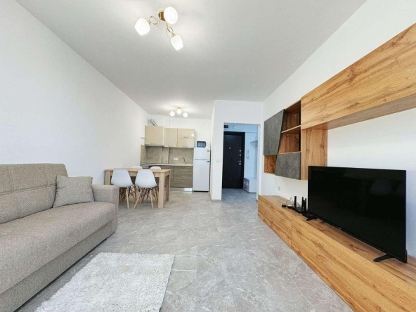Дава се под наем Двустаен апартамент в Варна, Победа - 70 кв.м за 698.19 € - Снимка #1