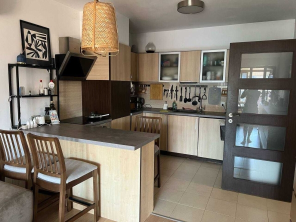 Тристаен апартамент в Варна, Гръцка махала - 100 кв.м за 1505 €/кв.м - Снимка #1