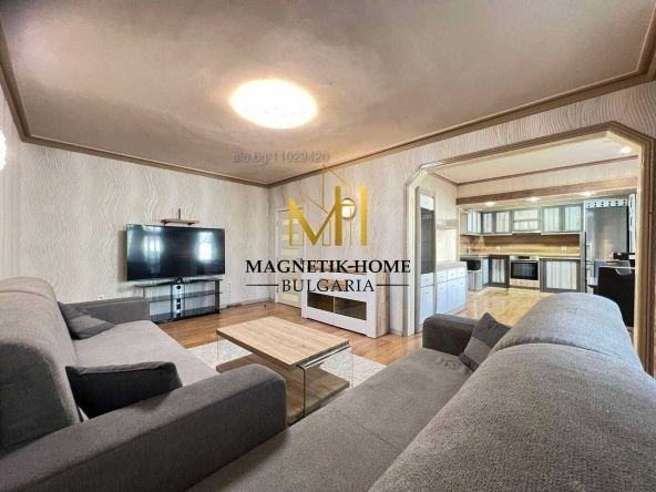 Дава се под наем Тристаен апартамент в Бургас, Лазур - 115 кв.м за 817.53 € - Снимка #1