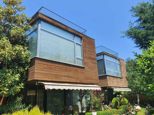 Къща в Бяла - 180 кв.м за 708 €/кв.м - Снимка #1