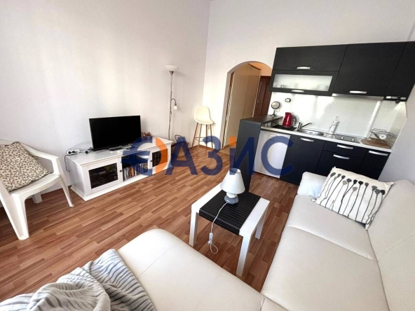 Едностаен апартамент в к.к. Слънчев бряг - 35 кв.м за 918 €/кв.м - Снимка #1